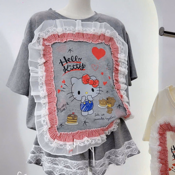 Set Đồ Bộ Nữ Áo Cổ Tròn Phối Bèo In Chữ Kitty + Quần Đùi Chất Vải Tăm Lạnh Siêu Xinh - Tp75 - Ảnh 5