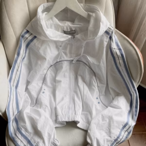 Áo Khoác Dù Gió Nhăn Nữ Croptop Có Nón Phối Tay 3 Sọc - Htm Fashion