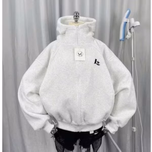 Áo Khoác Nỉ Unisex Nam Nữ Form Boxy Dày Dặn Thêu Chữ L Sao Hàng Đẹp Bán Shop Tp521