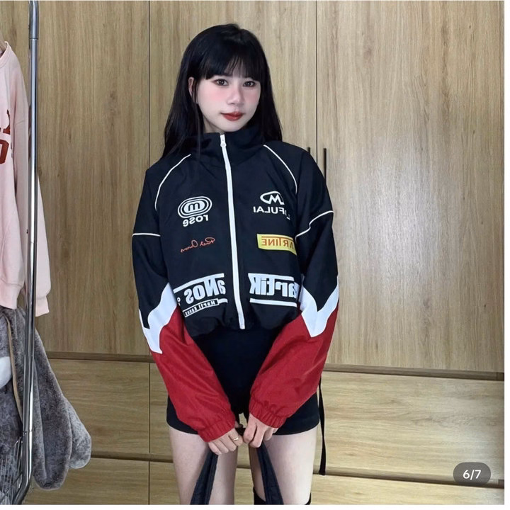 Áo Khoác Dù Cánh Dơi Nữ Phong Cách Đi Phượt Thiết Kế Khóa Kéo In Martik - Htm Fashion