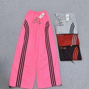 Quần Dài Ống Rộng Dù Nhăn Thể Thao Nữ , Có Dây Rút Lai , Love Phối Viền Sọc Mặc Hàng Ngày T651