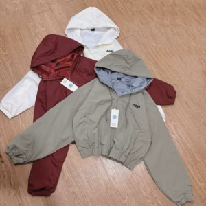 Áo Khoác Dù Nhăn 2 Lớp Nữ Thêu Chữ Mimi Bo Chun Form Lửng Tp21 - Phương Store