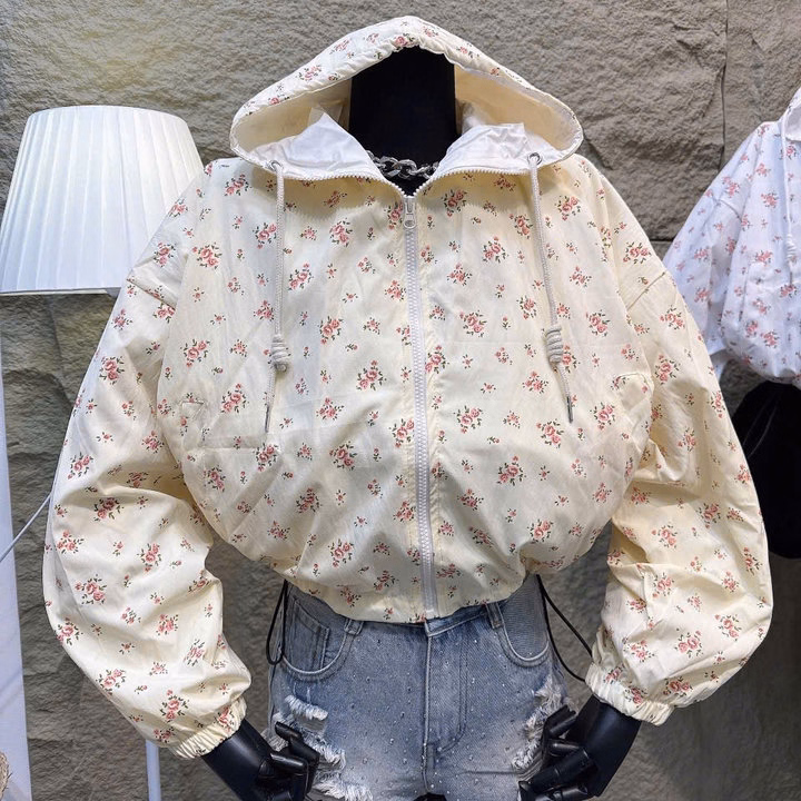 Áo Khoác Dù 2 Lớp Nữ In 3D Hoa Nhí Form Lửng Phối Dây Rút Tp209 - Ảnh 5