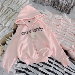 Áo Khoác Nỉ Nữ Thêu Chữ Heello Kiitt 4 Túi Tay Xỏ Ngón Tp95