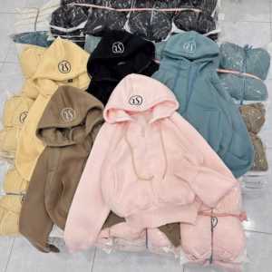 Áo Khoác Nỉ Nữ Thêu Chữ Ở Mũ Có Túi Trong Chống Nắng Tốt Tp33