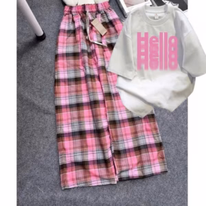 Sét Bộ Quần Kẻ Caro + Mix Áo Phông Form Rộng Tay Lỡ -Hello