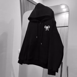 017 Áo Khoác Nỉ In Nơ Đen . Phong Cach Basic Đơn Giản