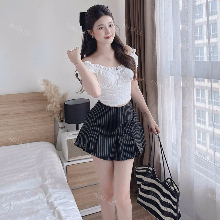 Set Ren Hoa Nổi Phối Chân Váy Kaki Sọc Xếp Ly Tb110Hs
