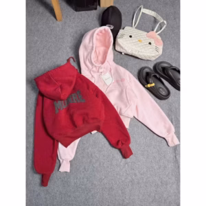 Áo Khoác Nữ Form Boxy Lửng Vải Nỉ Mềm Mịn Phối Cúc Bấm Cổ In Chữ Monre, Có Túi Trong Tp73 - Golden Dream