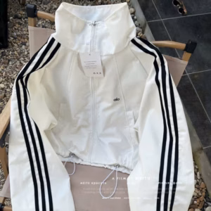 Áo Khoác Gió Dáng Croptop Phối 3 Sọc Ở Tay Cá Tính Thời Trang-Chipxinhxk