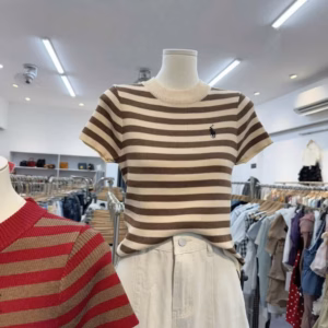 Áo Len Mongtoghi Kẻ Ngang Nhỏ Thêu Ngựa Trước Ngực Mẫu Mới Thời Trang-Chipxinhxk