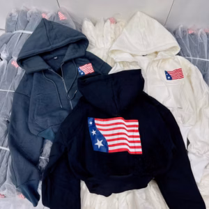 Áo Khoác Nỉ Nữ Croptop Có Nón In Lá Cờ 2 Mặt Áo - Htm Fashion