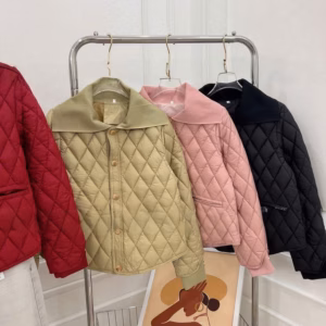 Áo Phao Trần Trám Khuy Cúc