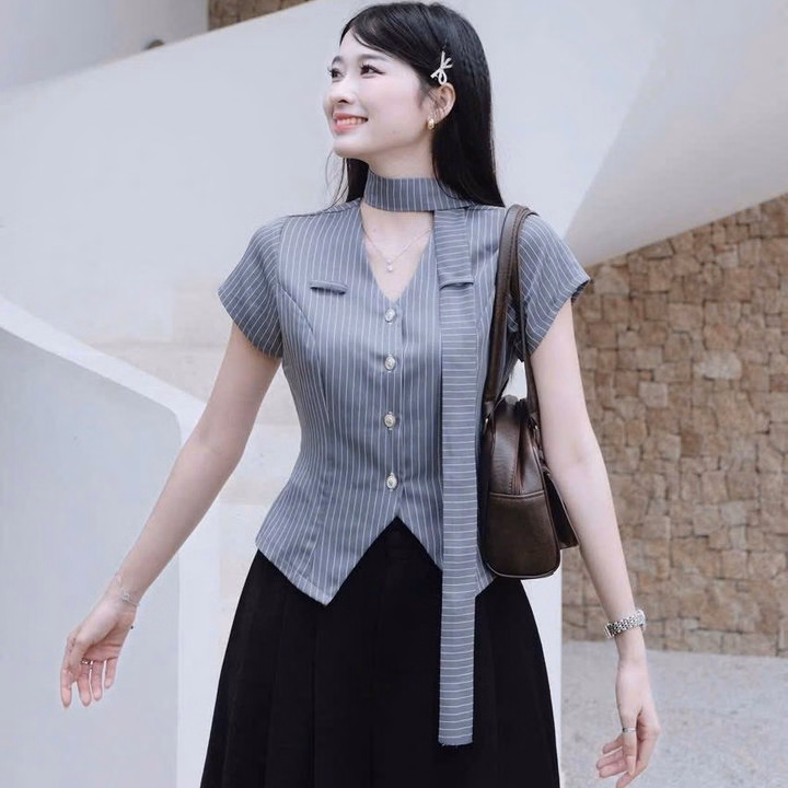 Set Áo Kate Sọc Quần Mango Dài Ống Rộng Kèm Khăn Tb120Rs