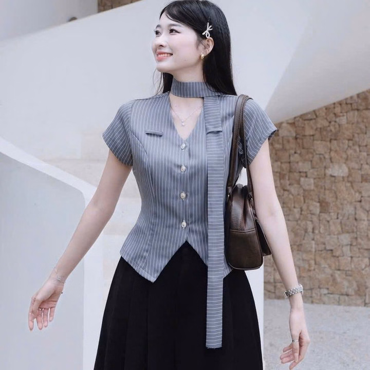 Set Áo Kate Sọc Quần Mango Dài Ống Rộng Kèm Khăn Bt120Qo