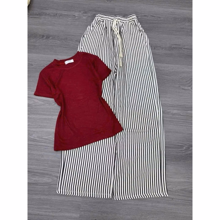 031 Set Đồ Basic Thoải Mái – Áo Thun Đen Ôm Dáng & Quần Suông Kẻ Sọc - Ảnh 4