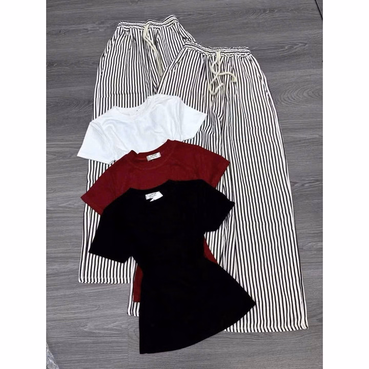 031 Set Đồ Basic Thoải Mái – Áo Thun Đen Ôm Dáng & Quần Suông Kẻ Sọc - Ảnh 3