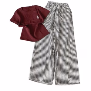 032 Set Đồ Basic Thoải Mái – Áo Thun Ngựa Ôm Dáng & Quần Suông Kẻ Sọc