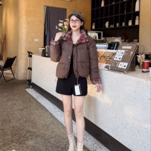 Áo Phao Da Cổ Trụ Phối Kẻ