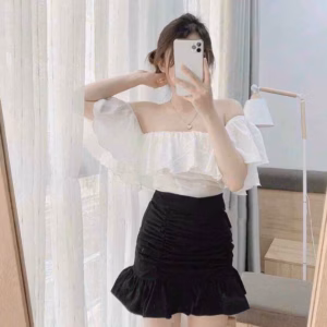 Set Áo Voan Lụa Bẹt Vai Kèm Chân Váy Nhún Đuôi Cá - Lê Phương Boutique