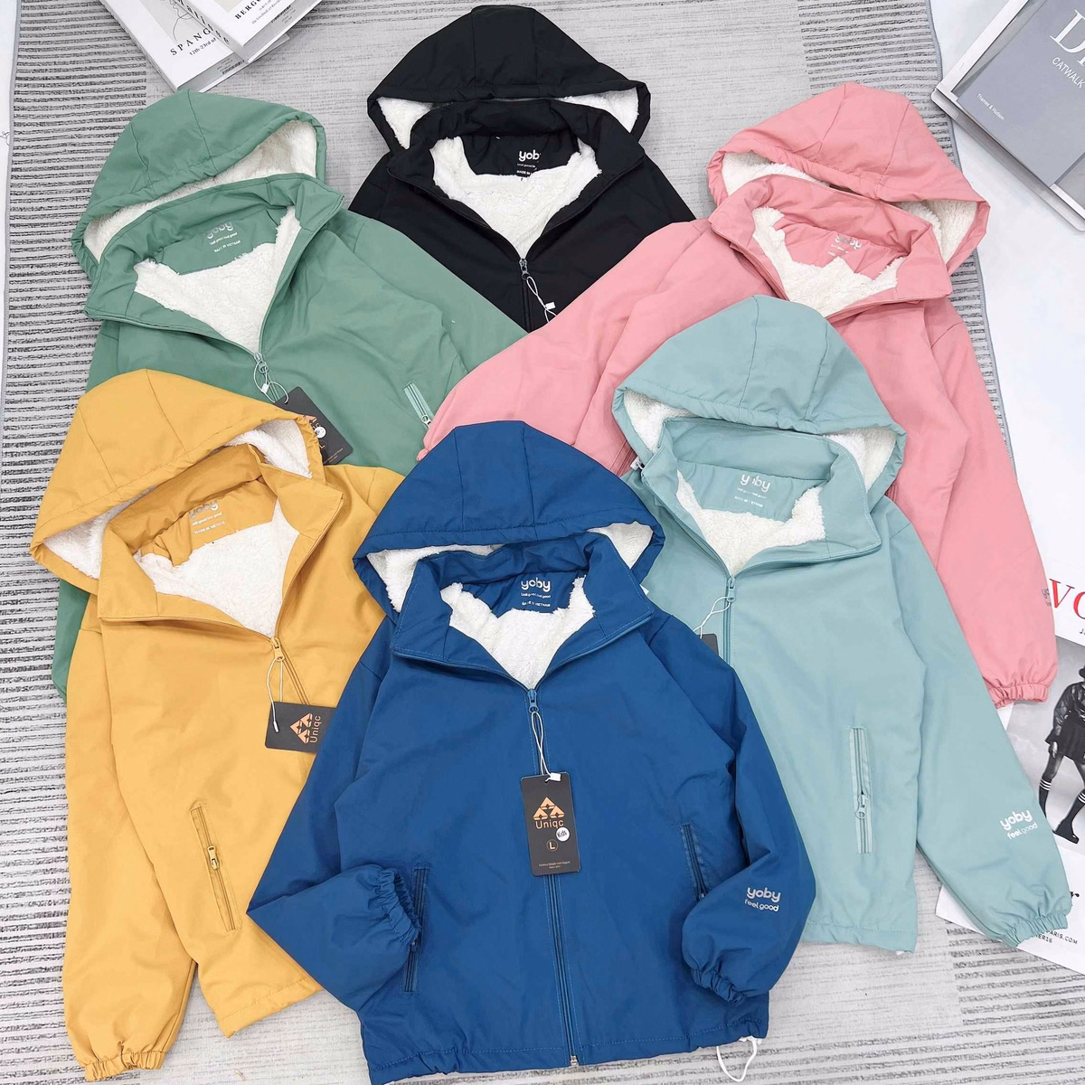 Áo Gió Chống Nước Lót Lông Kem Mềm Ấm Cho Bé - Chipxinhxk