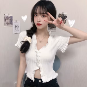 Áo Len Nữ Dáng Croptop Phối Viền Bèo Siêu Xinh - Chipxinhxk