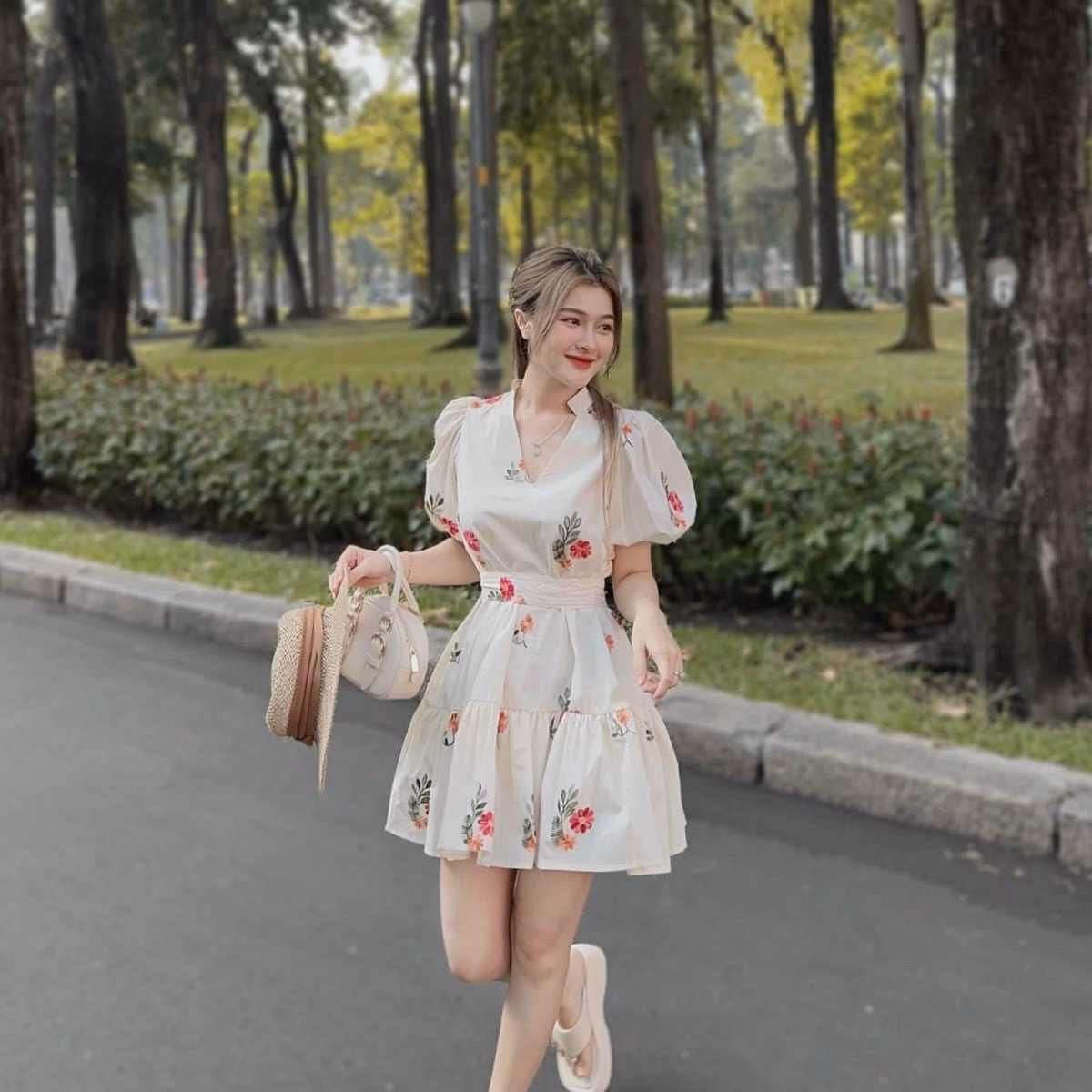 Đầm Váy Nữ Cổ Tim, Tay Phồng, Họa Tiết Hoa Xinh Xắn Dd115 - Nana House - Ảnh 2