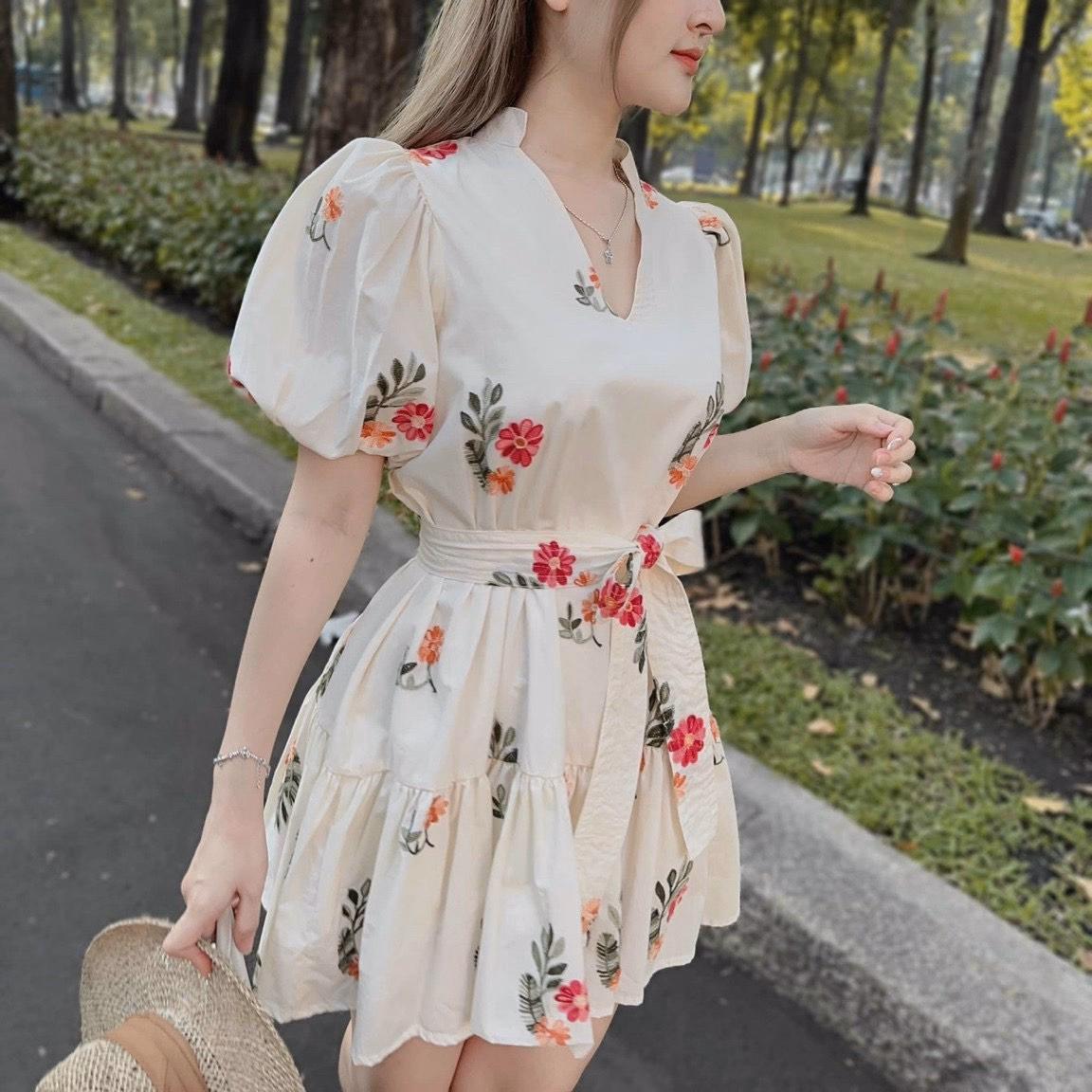 Đầm Váy Nữ Cổ Tim, Tay Phồng, Họa Tiết Hoa Xinh Xắn Dd115 - Nana House - Ảnh 4