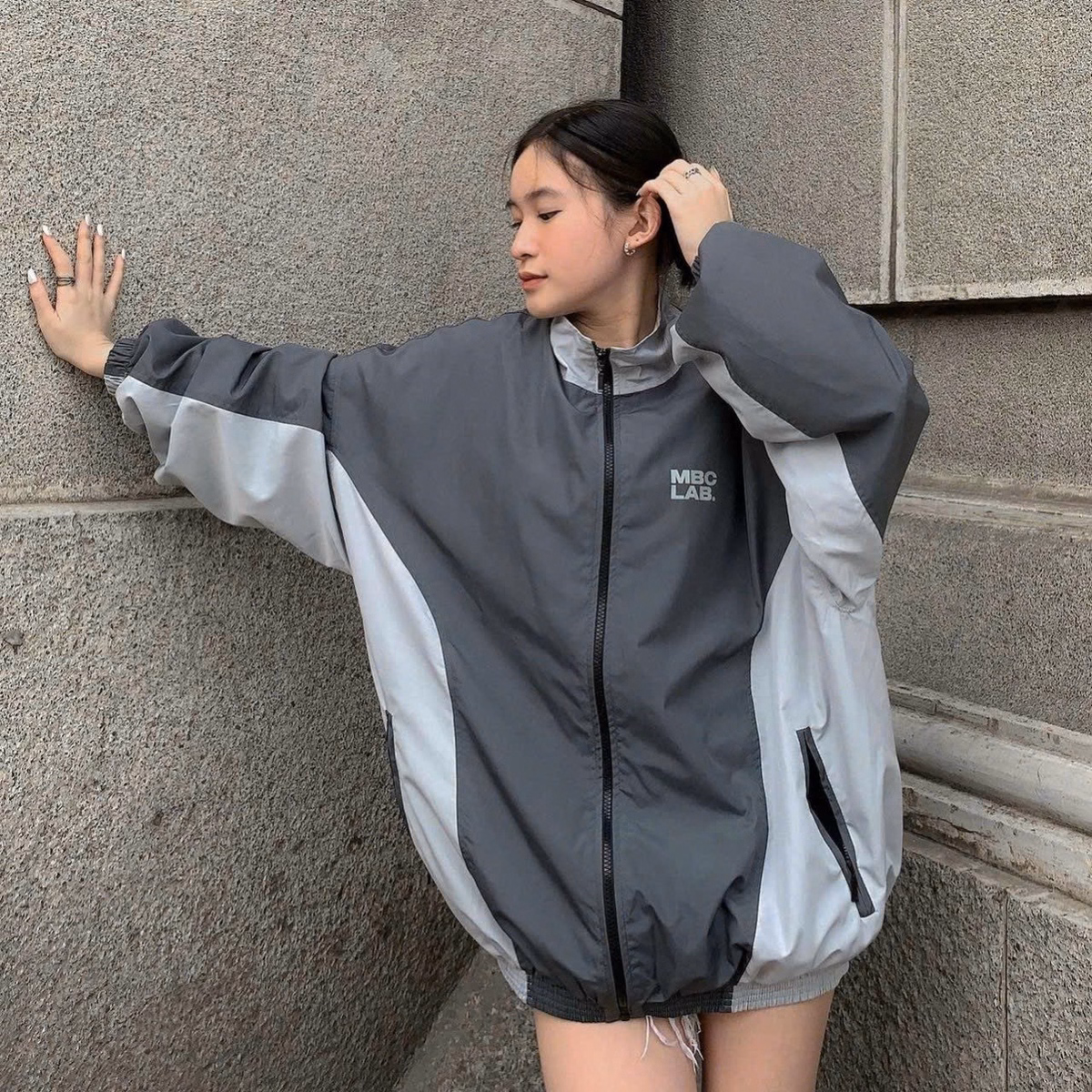 Áo Khoác Dù Nam Nữ Phối Chữ Mbc Lab. Kiểu Dáng Tay Phồng Cực Hot Tp871 - Golden Dream - Ảnh 5