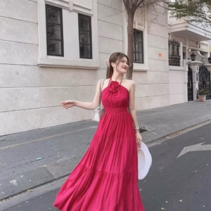 Đầm Maxi Đính Hoa Hồng Cột Dây Cổ Yếm S15- Nana House