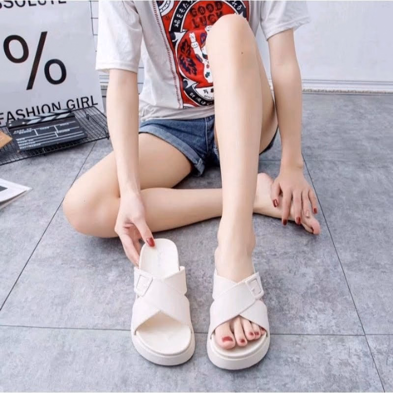 Dép Nữ Quai Chéo, ,Đế Cao 5Cm, Siêu Êm, Lên Chân Sang Chảnh- Haanh - Ảnh 4