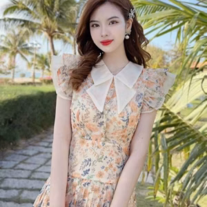 Đầm Hoa Nhí Tiểu Thư Buột Nơ V502 - Haka Mây