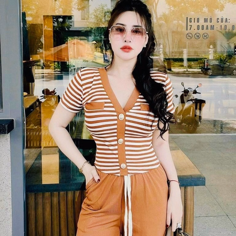Set Đồ Bộ Nữ Tay Ngắn Áo Thun Sọc Cổ Chữ V Quần Dài Dd089 - Nana House - Ảnh 3