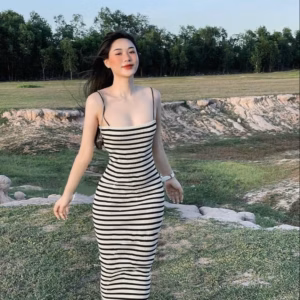 Váy Hai Dây Ôm Body Sang Chảnh V119 - Cloudy Dress