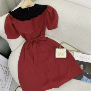 Đầm Phối Cổ Bèo Cột Nơ Eo Cài Nút Thật V193 - Haka Mây