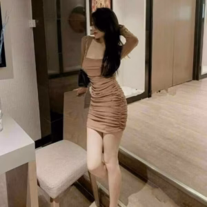 Đầm Body Cổ Vuông Tay Dài Tôn Dáng Sang Chảnh V209 - Cloudy Dress