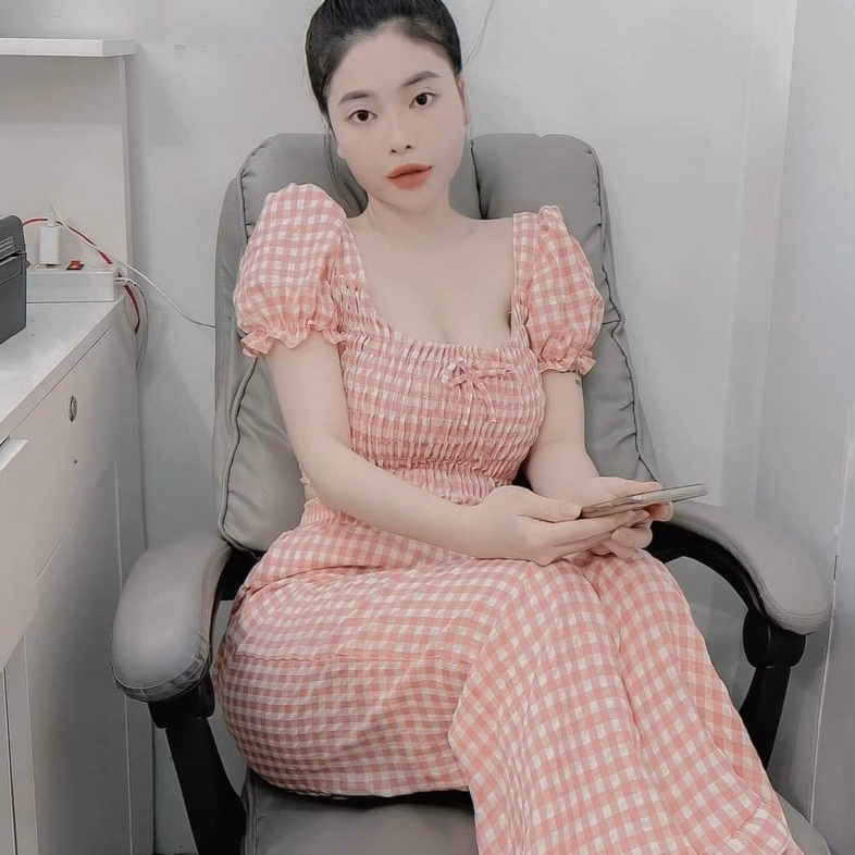 Set Bộ Đồ Nữ Áo Croptop Cổ Vuông Tay Ngắn Kèm Quần Dài Chất Đũi Xốp M880 - Lisa