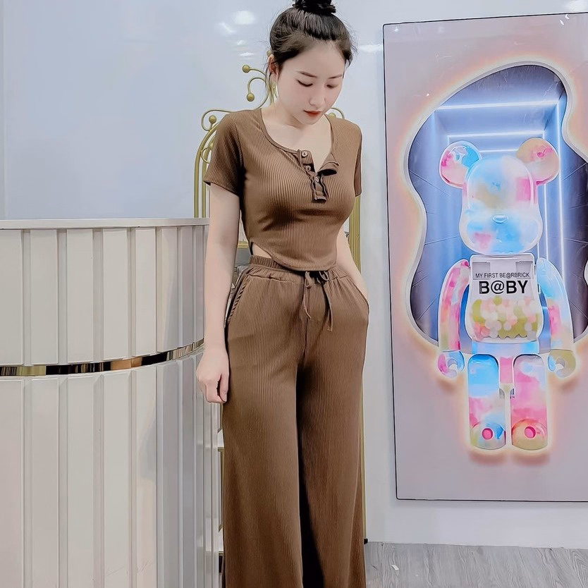 Set Bộ Đồ Nữ Áo Croptop Cổ Tròn Tay Ngắn Kèm Quần Dài Chất Len Tăm M916 - Lisa - Ảnh 3