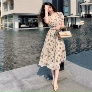 Đầm Hoa Dáng Dài Tay Ngắn Sang Chảnh V268 - Cloudy Dress