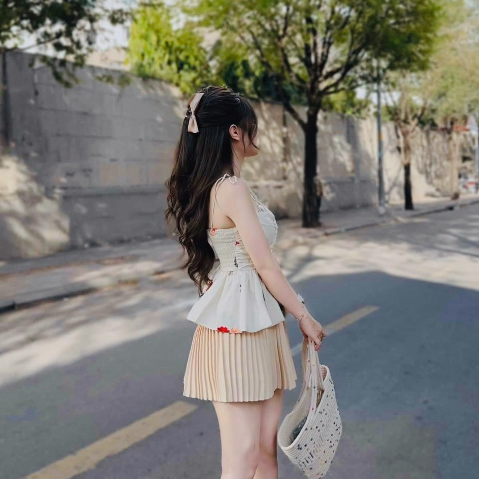 Set Chân Váy Dập Ly(Có Lót) Mix Áo 2 Dây Dập Hoa Chạy Mocking Thân Sau Ug015 - Nana House - Ảnh 3