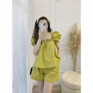 Set Bộ Đồ Đùi Áo Cổ Vuông Nhún Ngực Tay Ngắn Kèm Quần Short T938 - Lisa