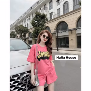 Set Bộ Đồ Nữ Form Ngắn Họa Tiết Chữ Louis Vuitton Ug008 - Nana House