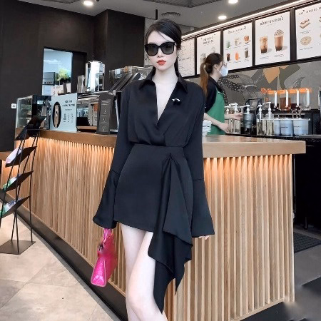 Đầm Nữ Cổ Yếm Nhún Ngực Hở Ôm Eo Dáng Dài Chất Nhung Tuyết Av02H - Aine - Ảnh 4