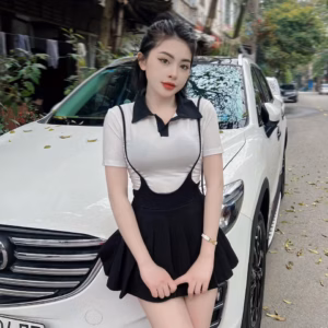 Set Yếm Xòe Xếp Ly Phối Áo Cổ Cao Tay Lỡ - Ausa House