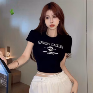 Áo Thun Nữ Croptop Cổ Tròn Tay Ngắn Cún Stay Pure - Ausa House