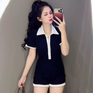 Jumpsuit Cổ Trụ Phối Viền Trắng Tay Lỡ - Ausa House