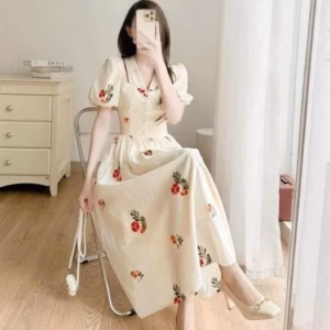 Đầm Váy Lụa Hoa Tay Phồng Cổ Tim Bt271 - Nana House