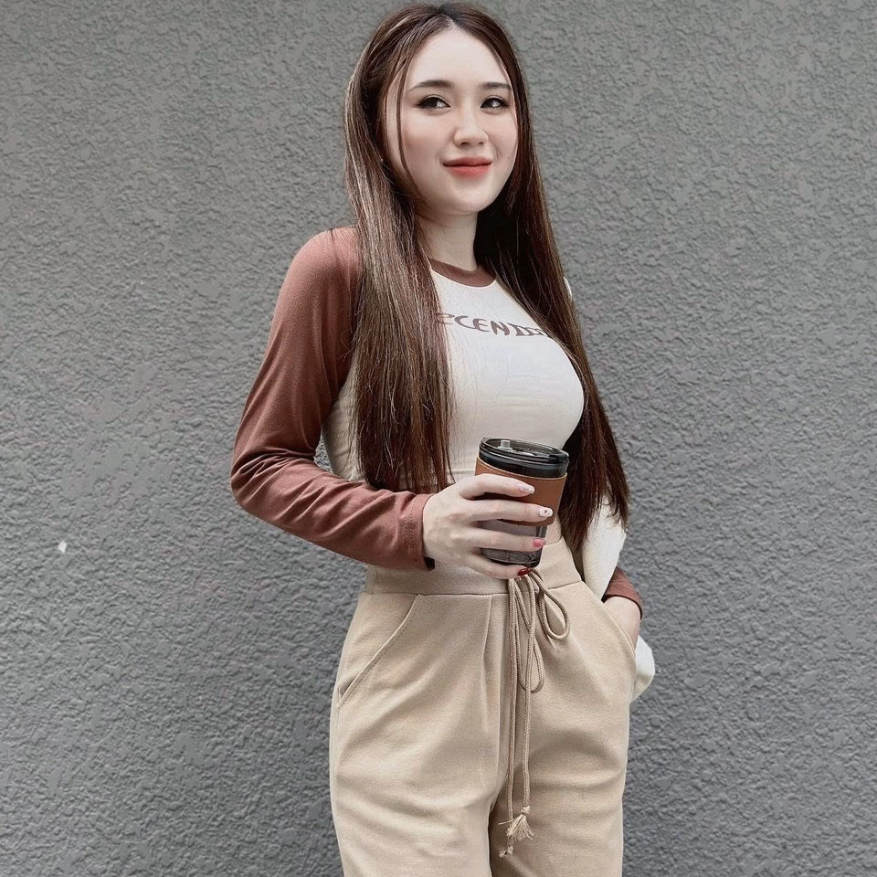 Set Bộ Đồ Nữ Thun Dài Tay Crotop Mix Quần Ống Rộng Cá Tính Sa74 - Sam Store - Ảnh 4