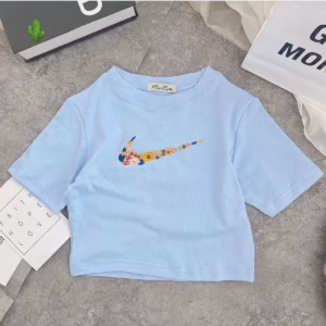 Áo Thun Nữ Croptop Cổ Tròn Tay Ngắn Thêu Hoa - Ausa House