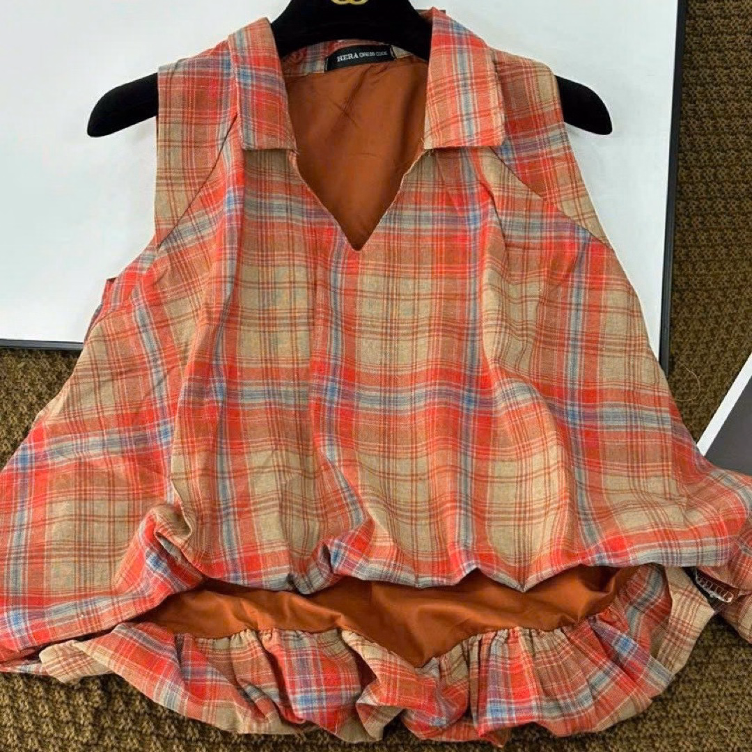 Áo Nữ Sơ Mi Kẻ Caro Bí Sát Nách Màu Đỏ - Ausa House - Ảnh 2